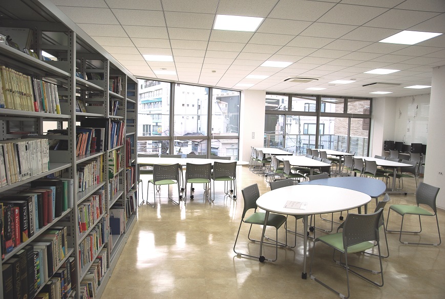 CBC外語商業專門學校-圖書室